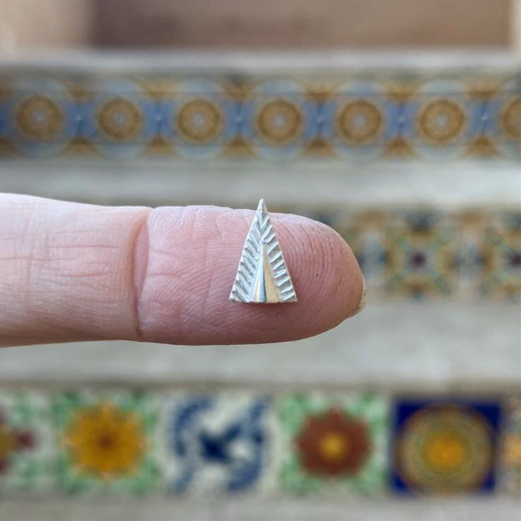 sterling silver triangle casting