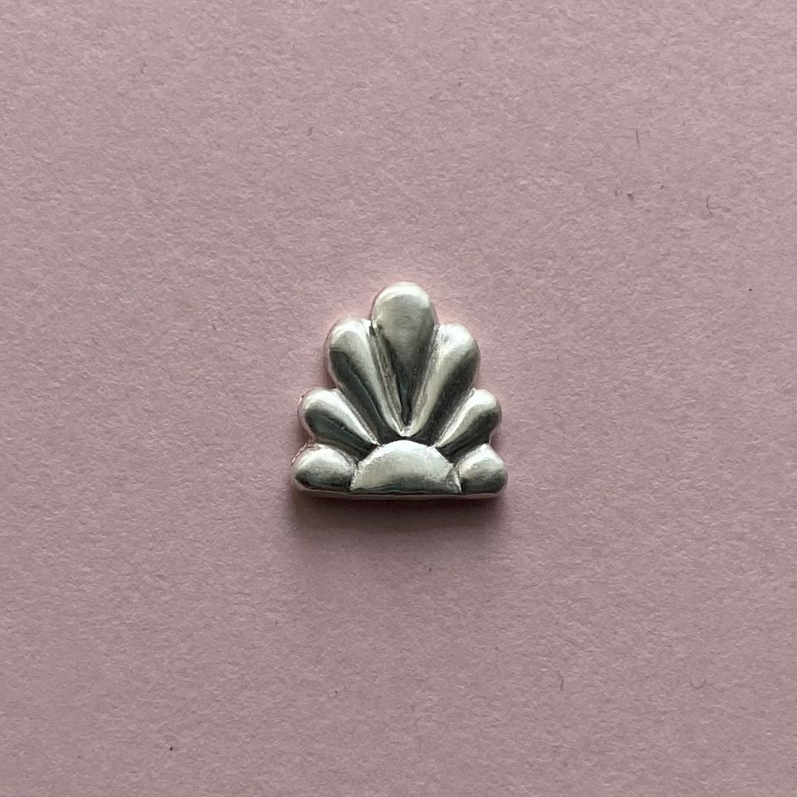 Half Flower Tile