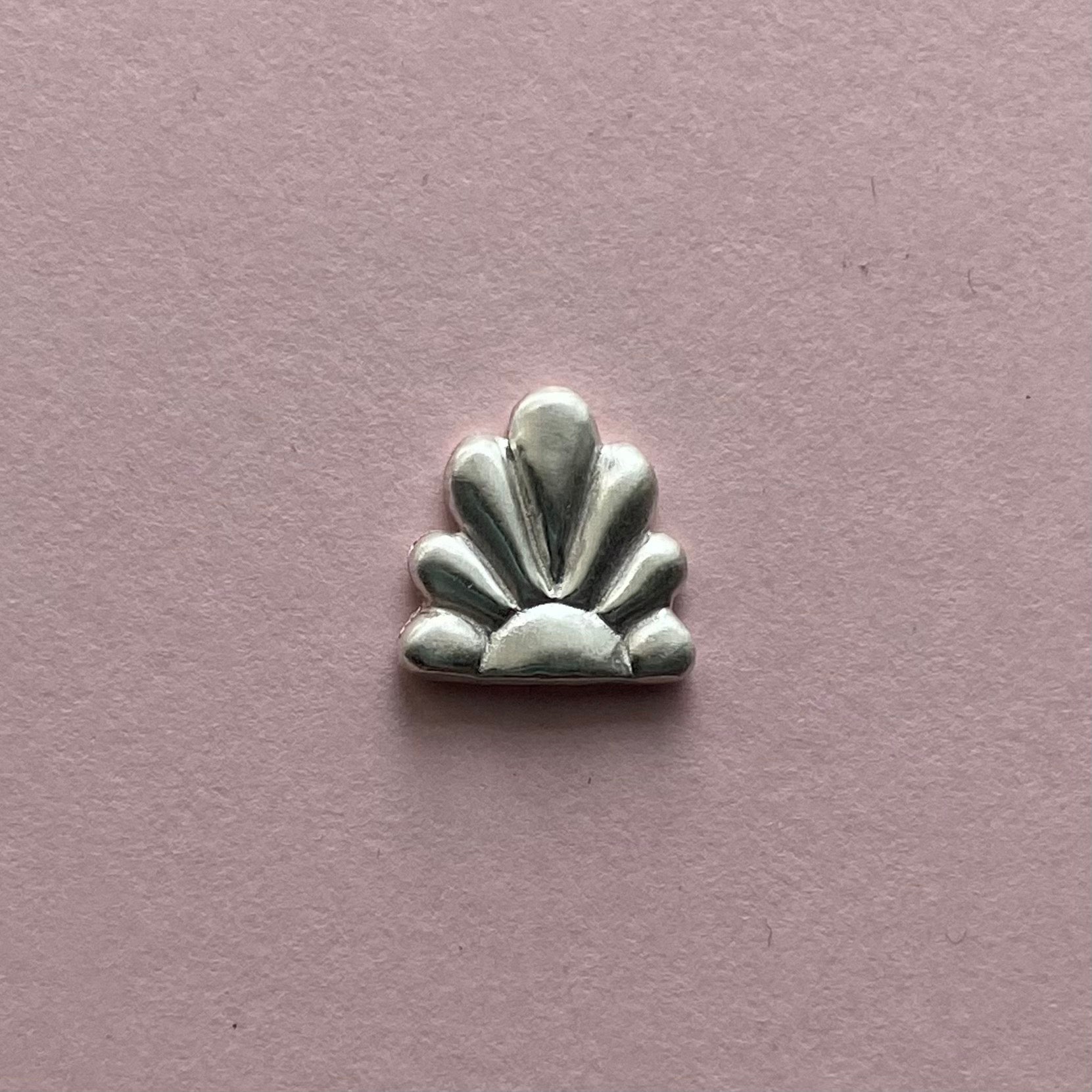 Half Flower Tile