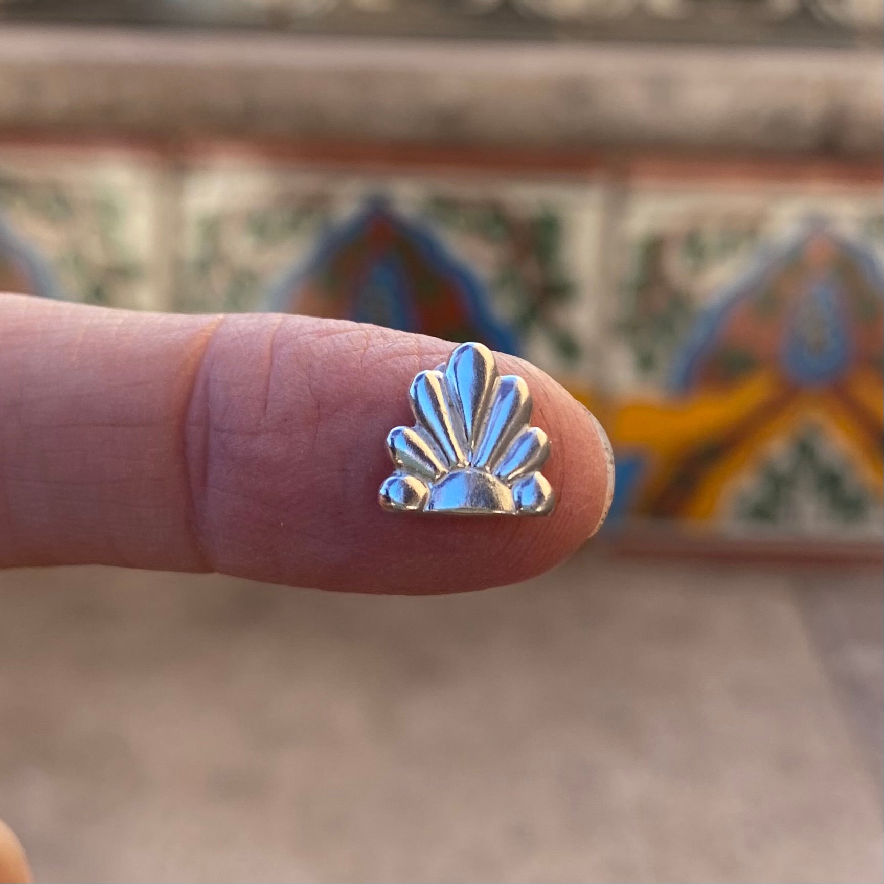 Half Flower Tile
